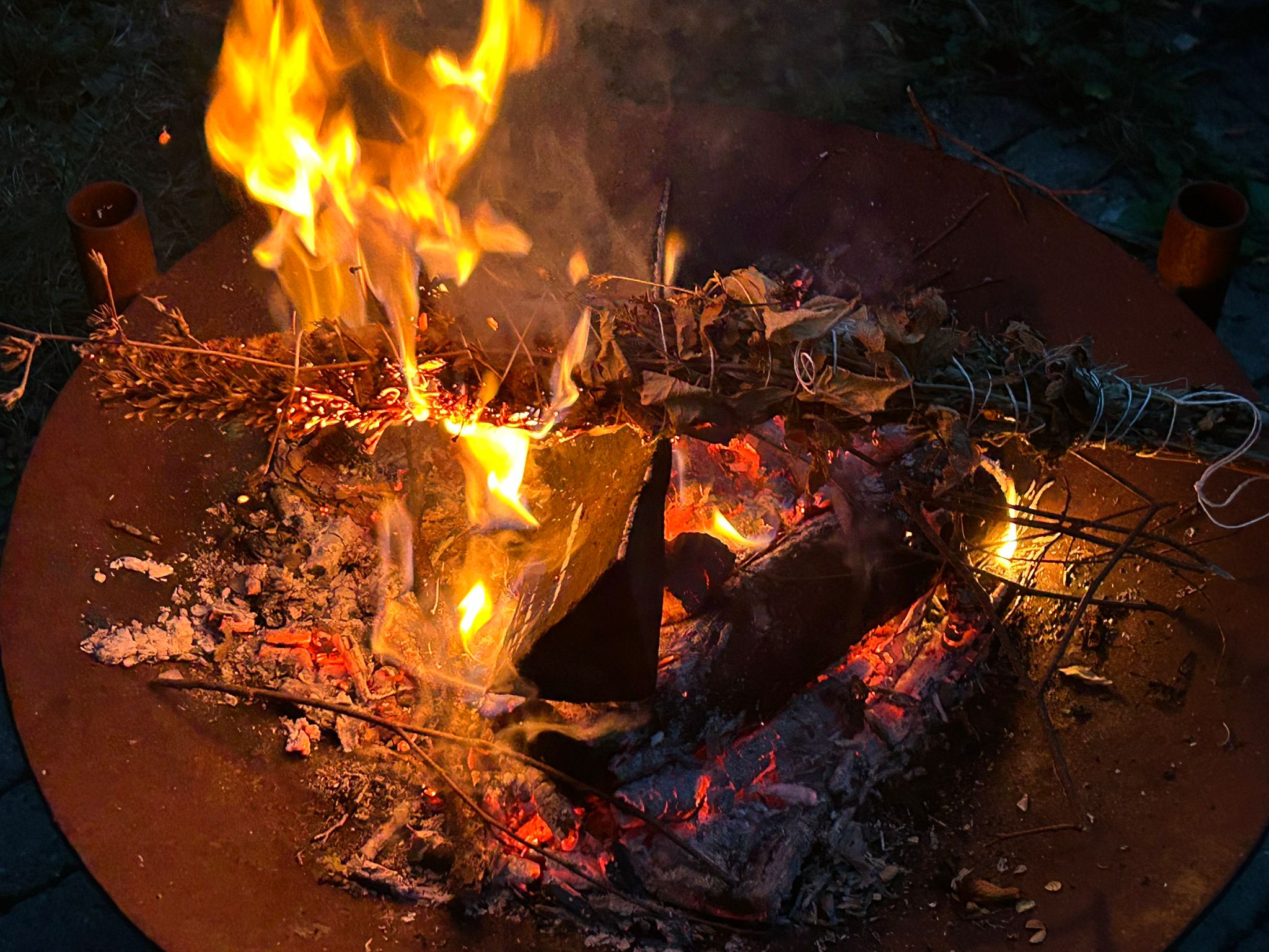Räucherzauber – Die Magie der dunklen Zeit 26W-652